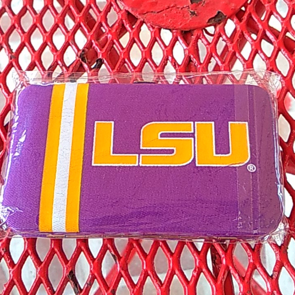 LSU wallet